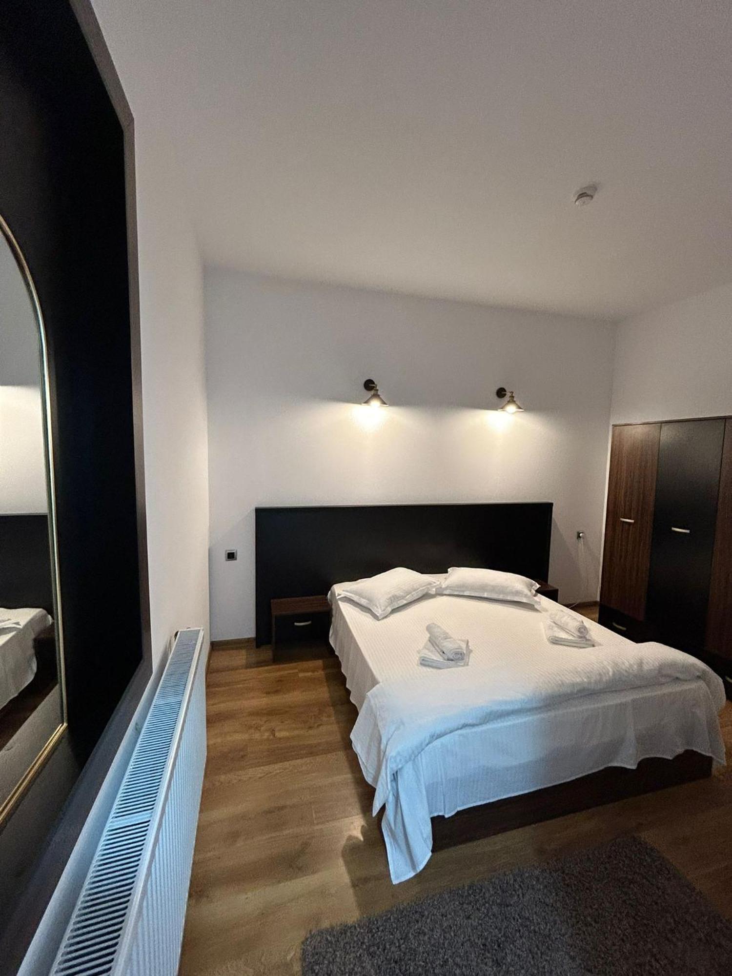 Complex Zeus Hotel Leresti Værelse billede